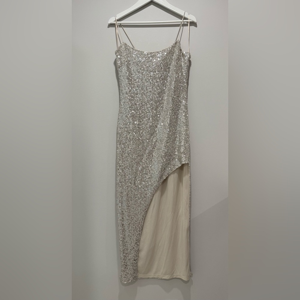 NWOT Silver Sequin Asymmetrical Evening Dress Size L